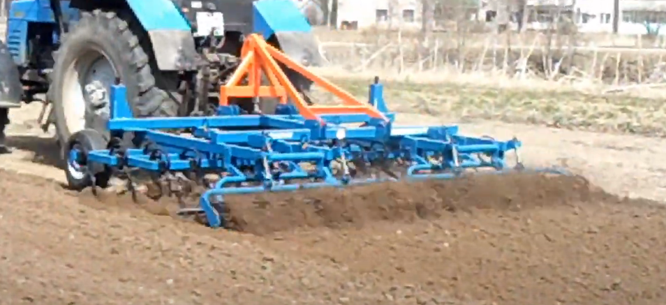 Культиватор на трактор